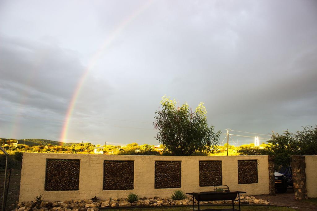 Etotongwe Lodge Outjo Bagian luar foto