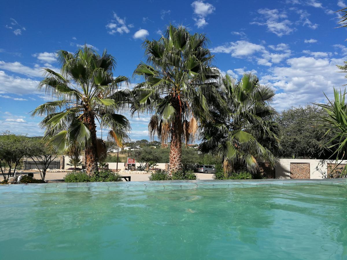 Etotongwe Lodge Outjo Bagian luar foto