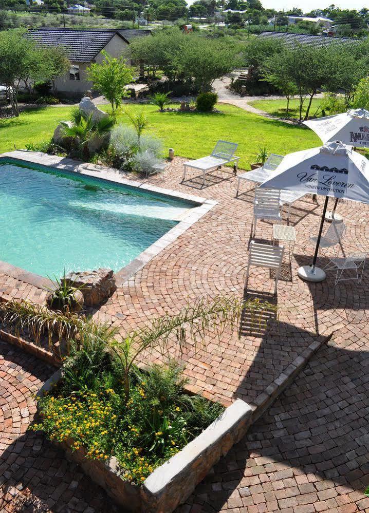 Etotongwe Lodge Outjo Bagian luar foto