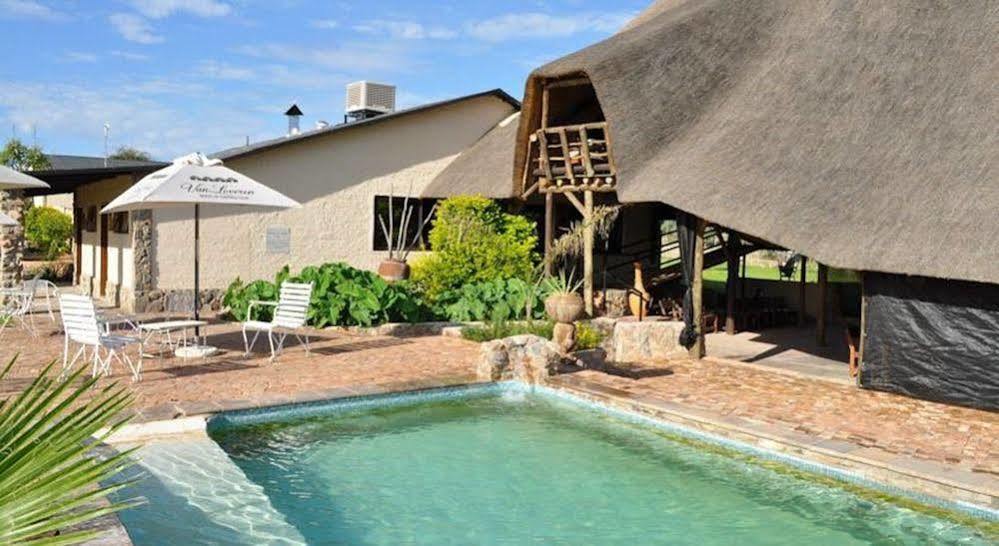 Etotongwe Lodge Outjo Bagian luar foto