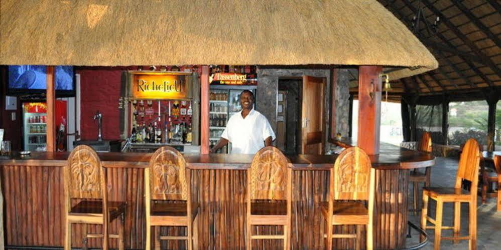 Etotongwe Lodge Outjo Bagian luar foto